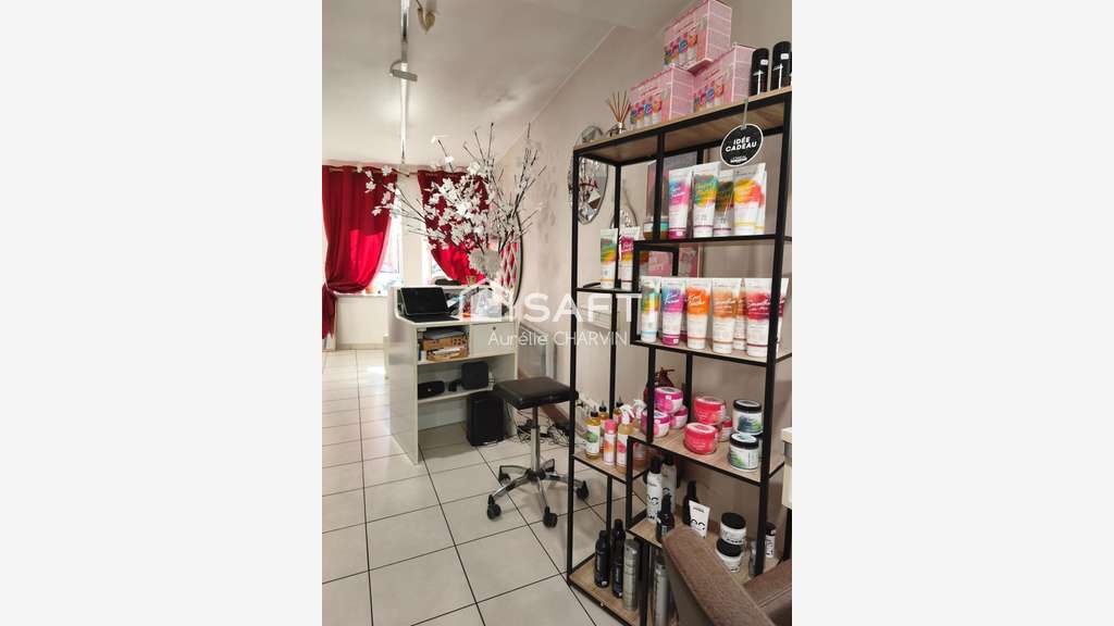 Vente FDC coiffure de 61m² au cœur de Sellières