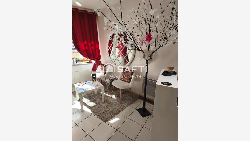Vente FDC coiffure de 61m² au cœur de Sellières