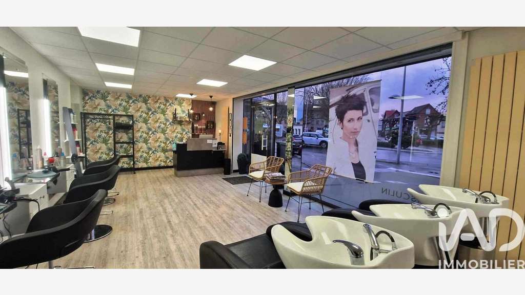 Vente salon de coiffure rénové équipé à Louviers