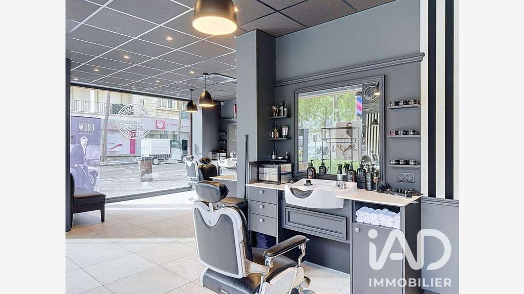 Salon de coiffure à Mantes-la-Jolie
