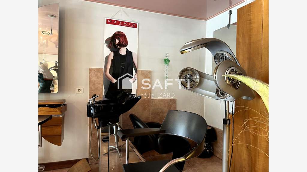A vendre salon de coiffure 55m² à Millau centre