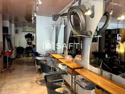 A vendre salon de coiffure 55m² à Millau centre