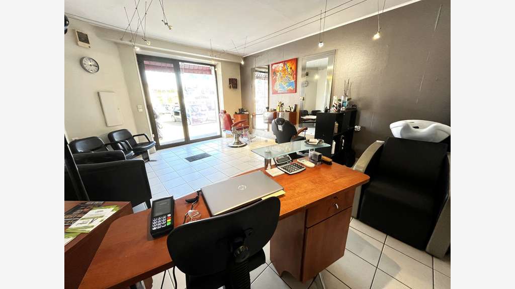 A vendre salon équipé de 27m² à Mont de Marsan
