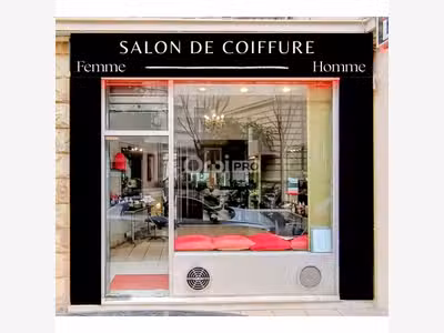 Salon coiffure mixte/ esthétique à vendre à Nice