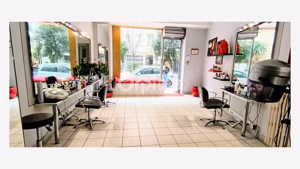 Salon coiffure mixte/ esthétique à vendre à Nice