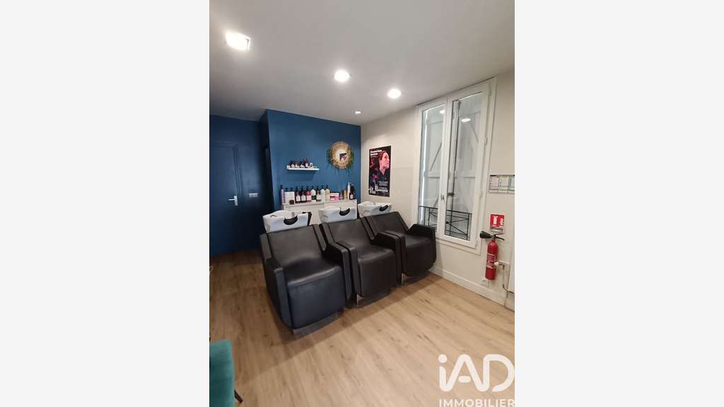 AV salon de coiffure Noisy-le-Grand empl premium