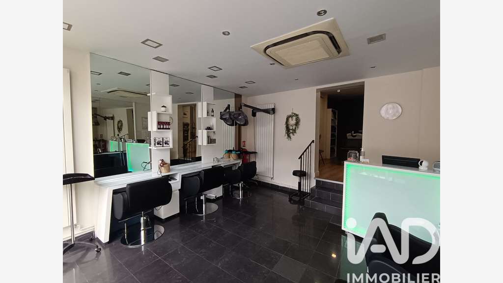 AV salon de coiffure Noisy-le-Grand empl premium