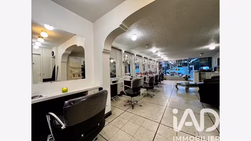 Vente Salon de coiffure 75m² à Paray-Vieille-Poste