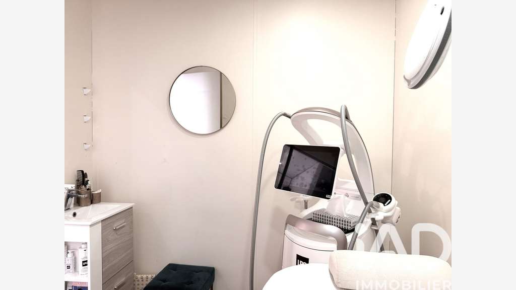 Vente FDC + DAB salon de coiffure 60m² Paris 75010
