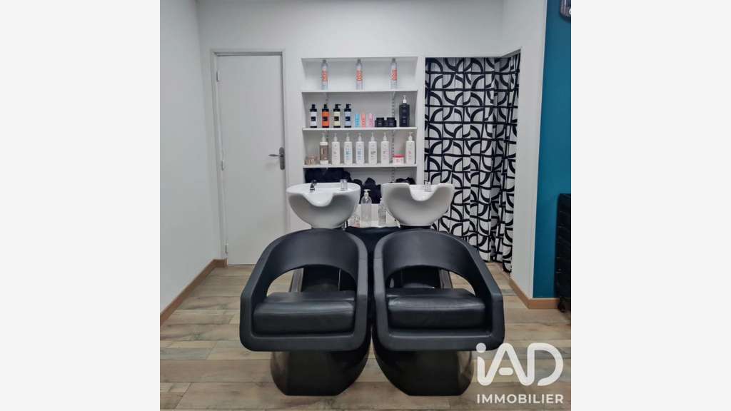 Vente salon de coiffure clientèle fidèle à Peynier