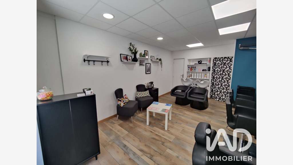 Vente salon de coiffure clientèle fidèle à Peynier