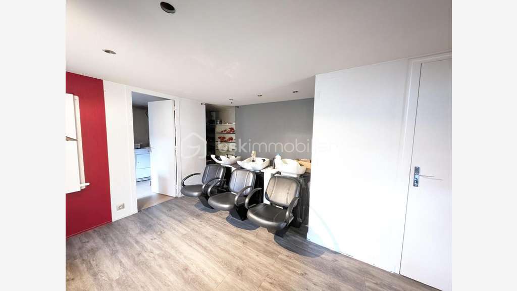 Cession salon de coiffure 80m² empl strat Ploërmel