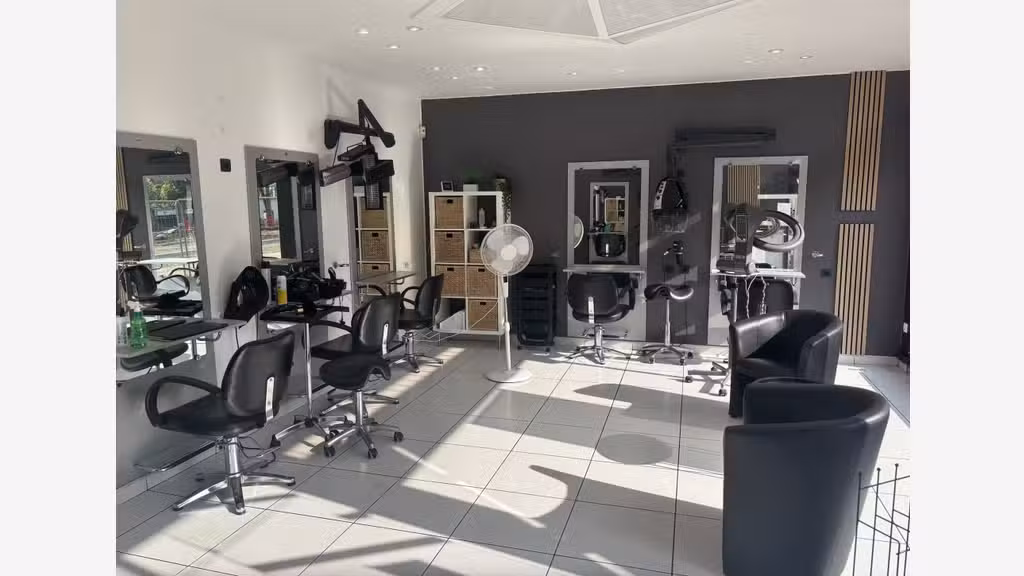 Vente salon de coiffure en zc à l'Est de Rouen