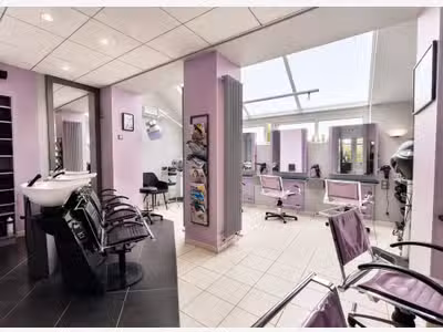 AV salon de coiffure à Saint Hilaire du Harcouet