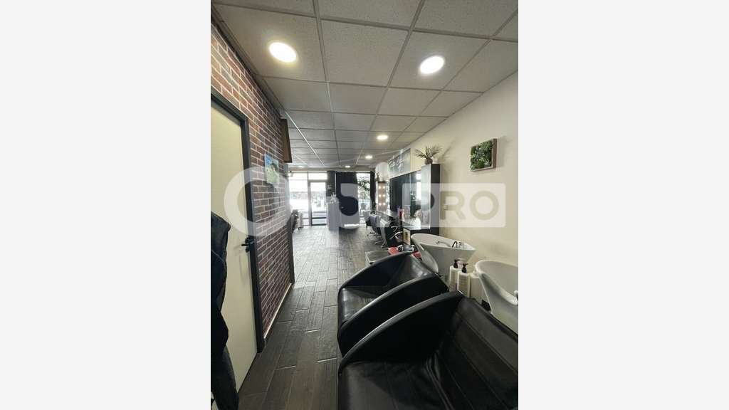 A vendre salon de coiffure Saint-Symphorien-D'Ozon