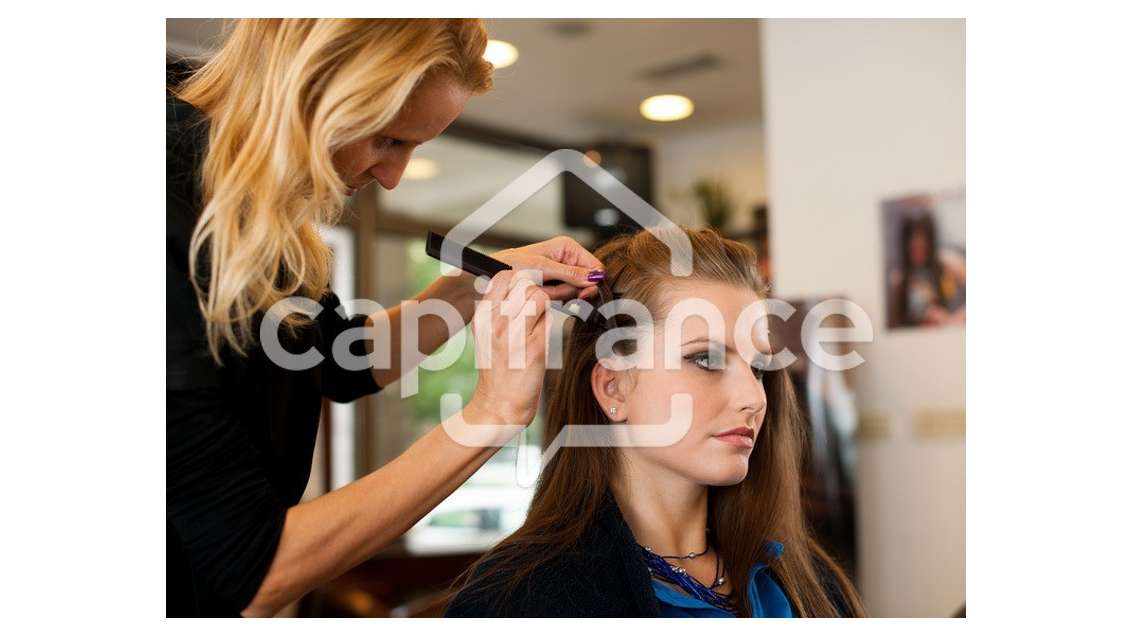 Cède salon de coiffure 44m² Saint Trojan-les-Bains