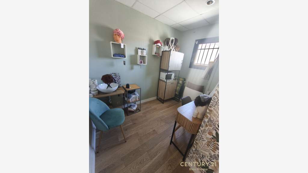Salon de coiffure à vendre Sainte-Gemme-la-Plaine
