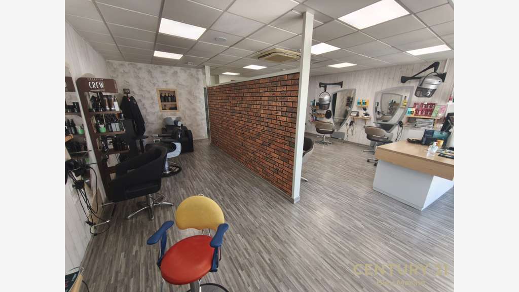 Salon de coiffure à vendre Sainte-Gemme-la-Plaine