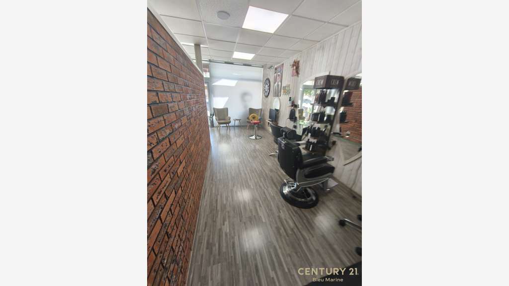 Salon de coiffure à vendre Sainte-Gemme-la-Plaine