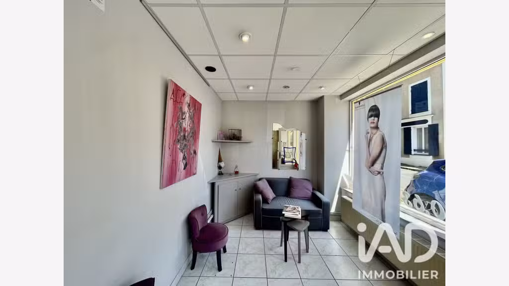 Vente Salon de coiffure de 43m² à Seine-Port