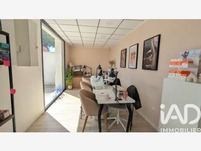 Vente institut de beauté esthétique à Sorgues