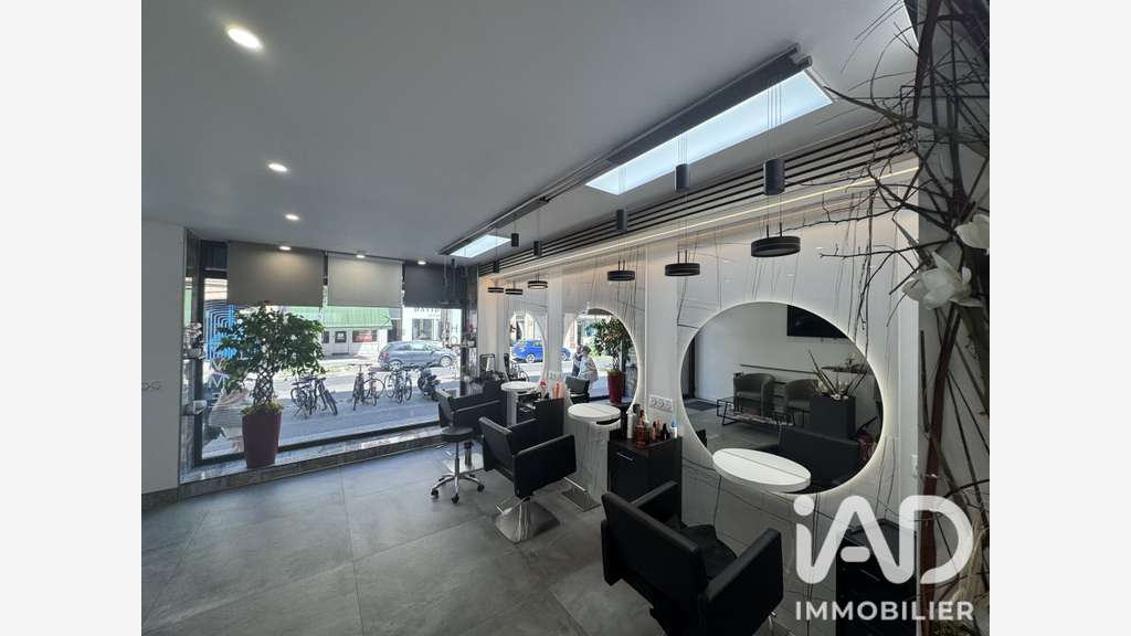 AV salon de coiffure à Strasbourg centre Tribunal