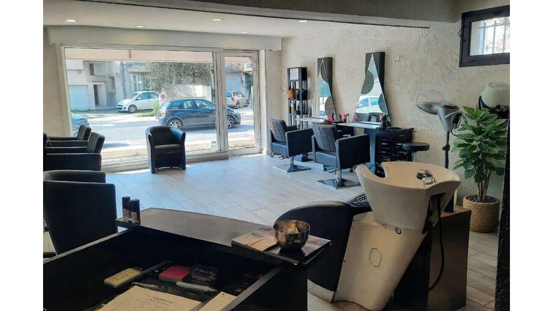 À vendre salon avec clientèle fidèle à toulon