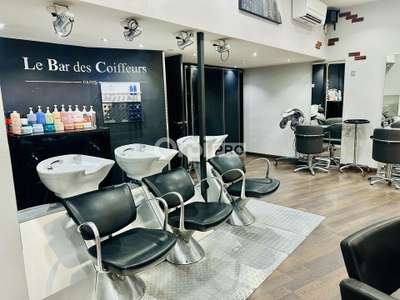 Très beau salon de coiffure à vendre à Toulon