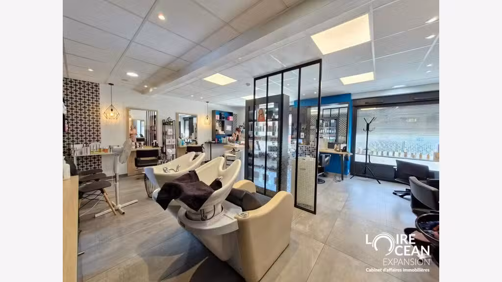 Vente FDC coiffure 50m² à Vue centre axe passant