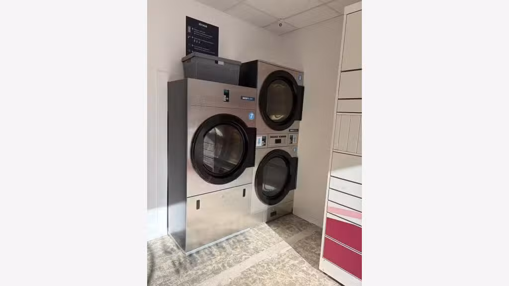 AV laverie automatique connectée à Rueil Malmaison
