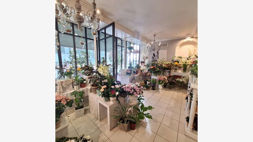 Cession FDC fleuriste 85m² Le Creusot axe passant