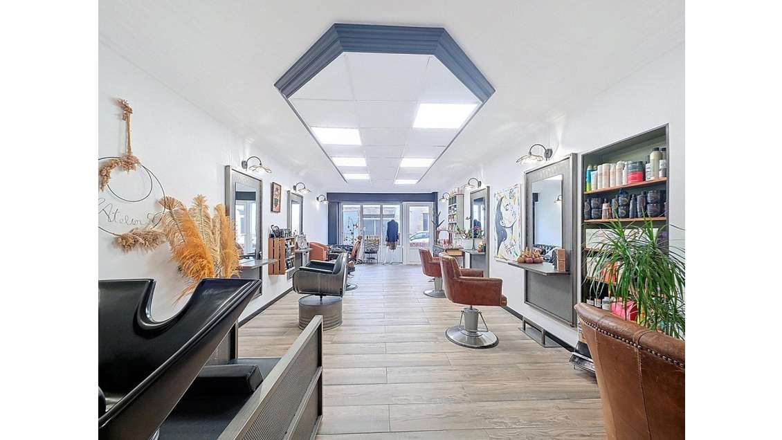 Vente salon de coiffure Le May-Sur-Evre centre