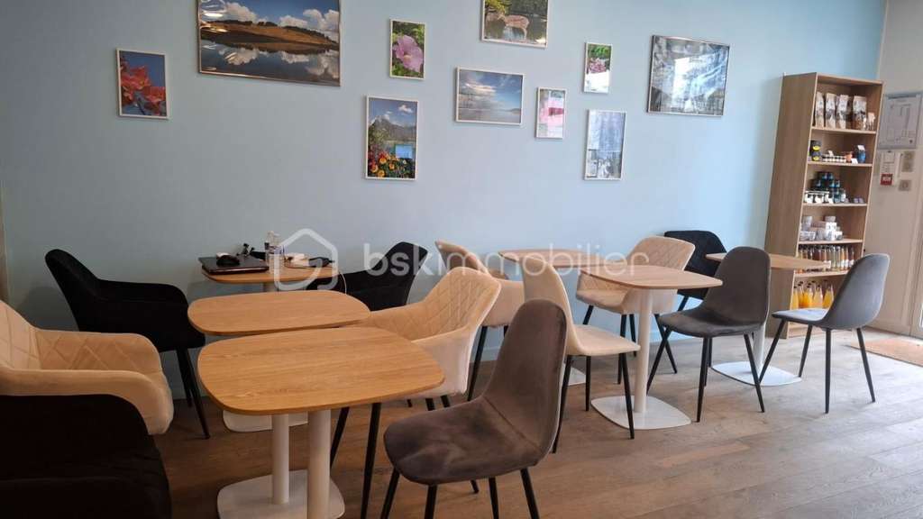 Cède coffee shop avec terrasse à Levallois-Perret