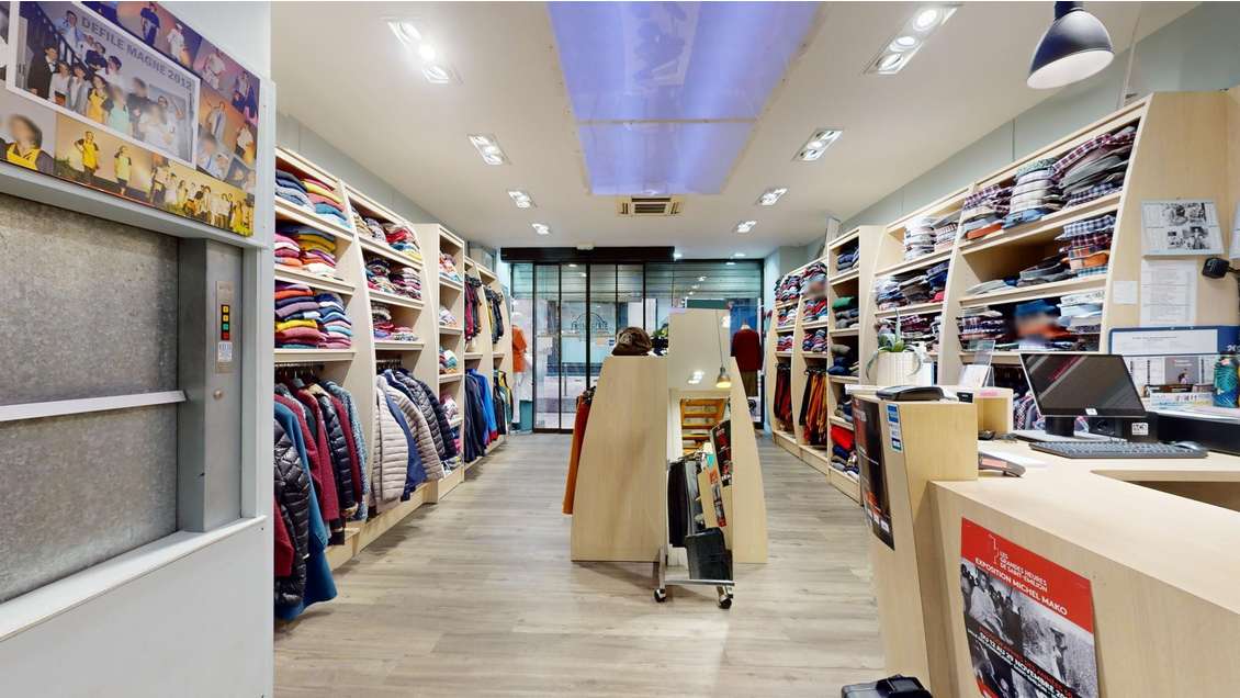 A vendre FDC vêtements de travail sur Libourne