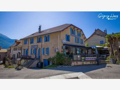 Vente hôtel bar restaurant à Lus-la-Croix-Haute