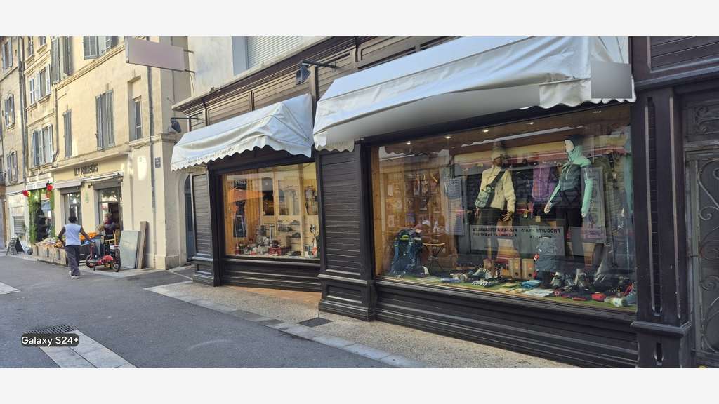 Magasin d'articles de sport et montagne - Avignon