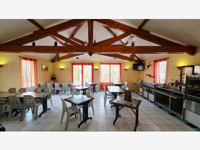Vente hôtel de 770m² à Maillat secteur Haut Bugey