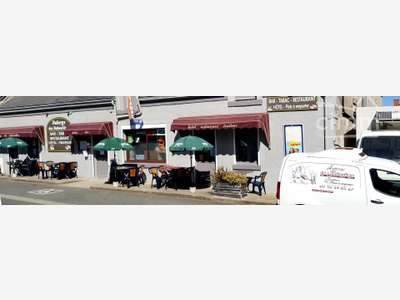 Murs et fonds café, hôtel, restaurant dans l'Indre