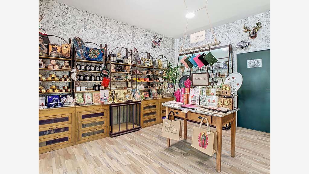 Vente FDC cosmétiques cadeaux proximité Mirande