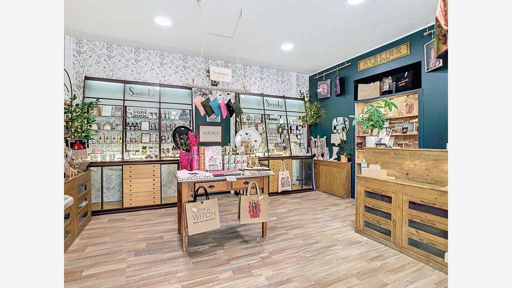 Vente FDC cosmétiques cadeaux proximité Mirande
