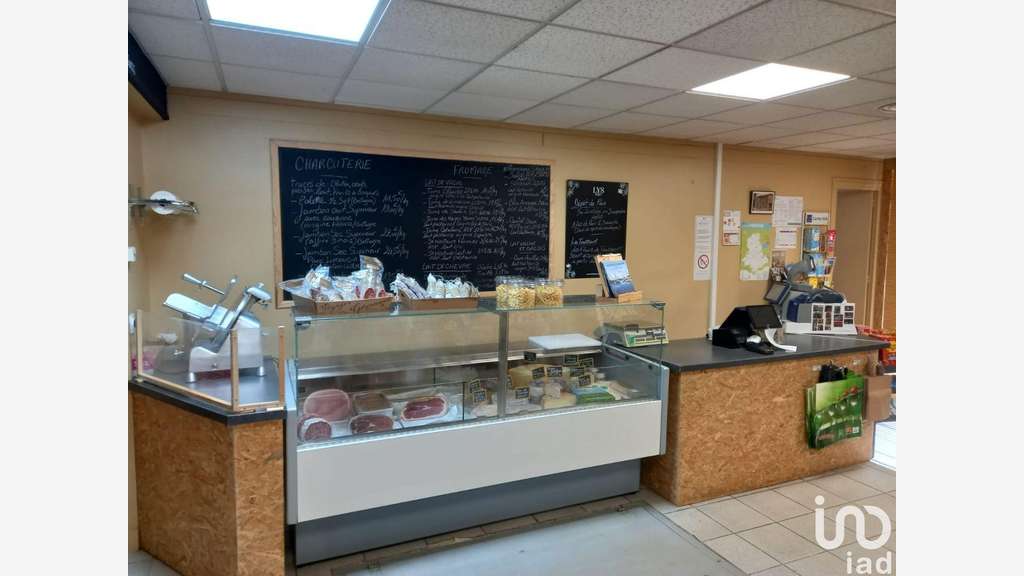Vente épicerie généraliste à Nedde