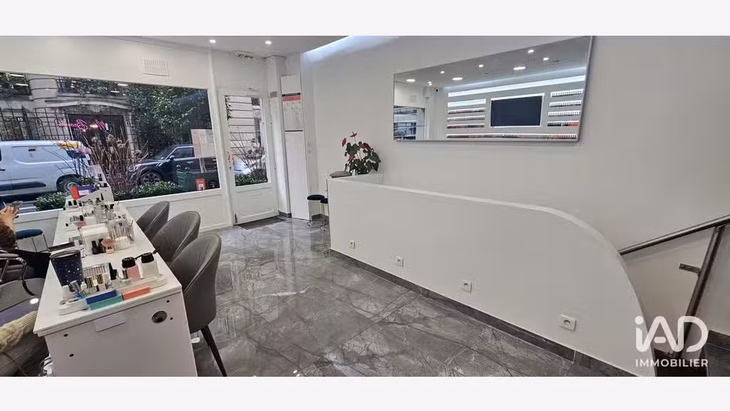 Vente bar à ongles à Neuilly-sur-Seine