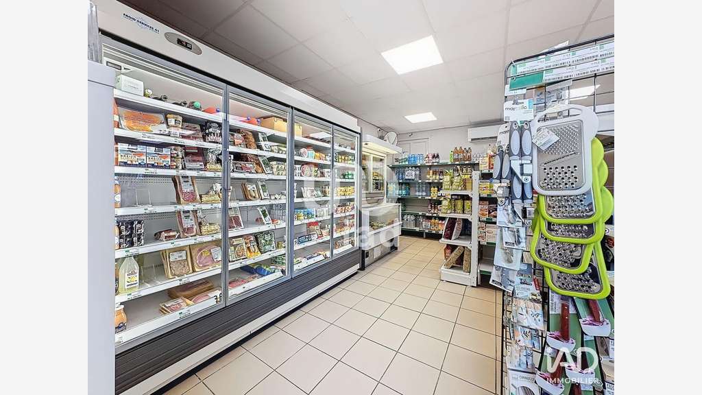 Vente alimentation générale à Nouans-les-Fontaines