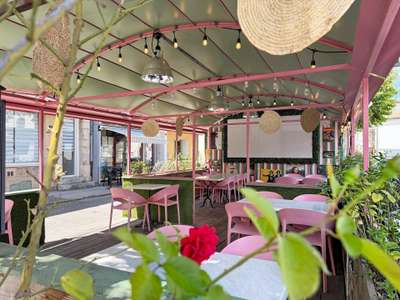 Vente restaurant épicerie fine au centre d'Oraison