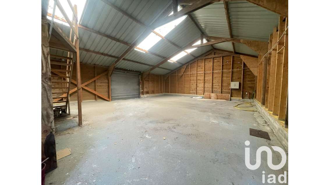 Loft/atelier à Parigné