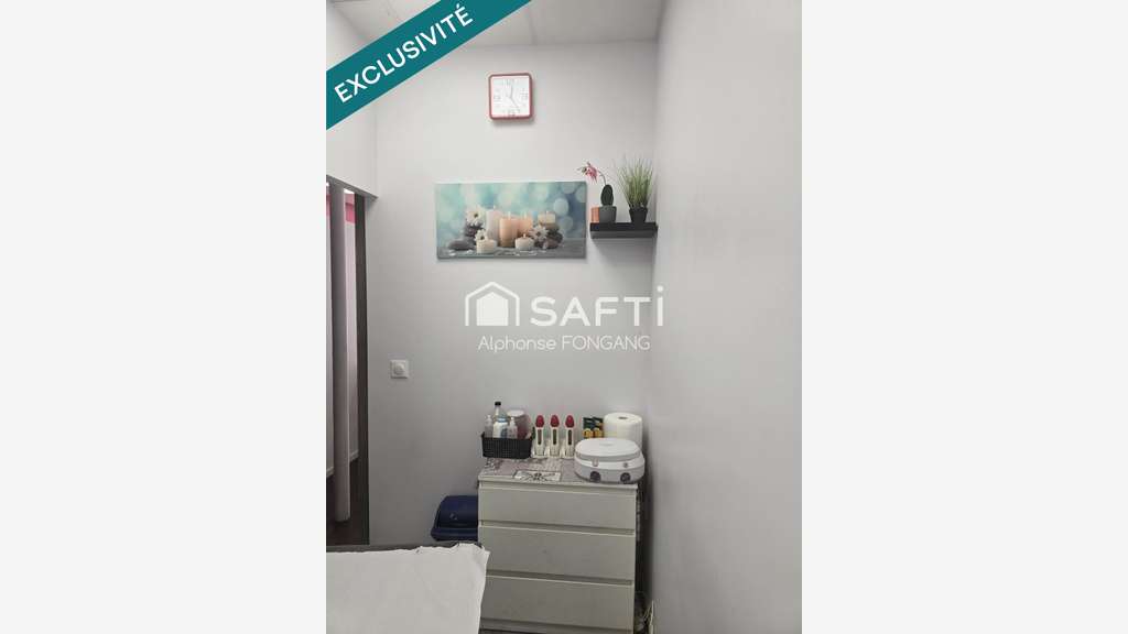 Emplacement commercial fort potentiel 75011