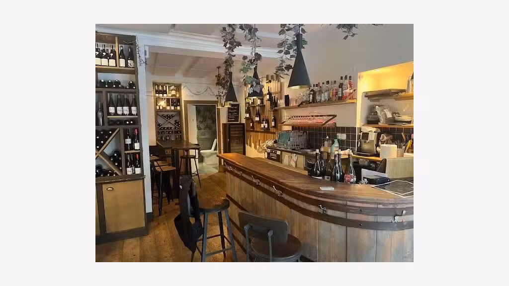 A céder bar à vins petite restauration Paris 75009