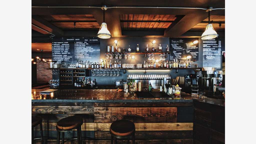 Vente bar lic IV 85m² empl stratégique Paris 75002