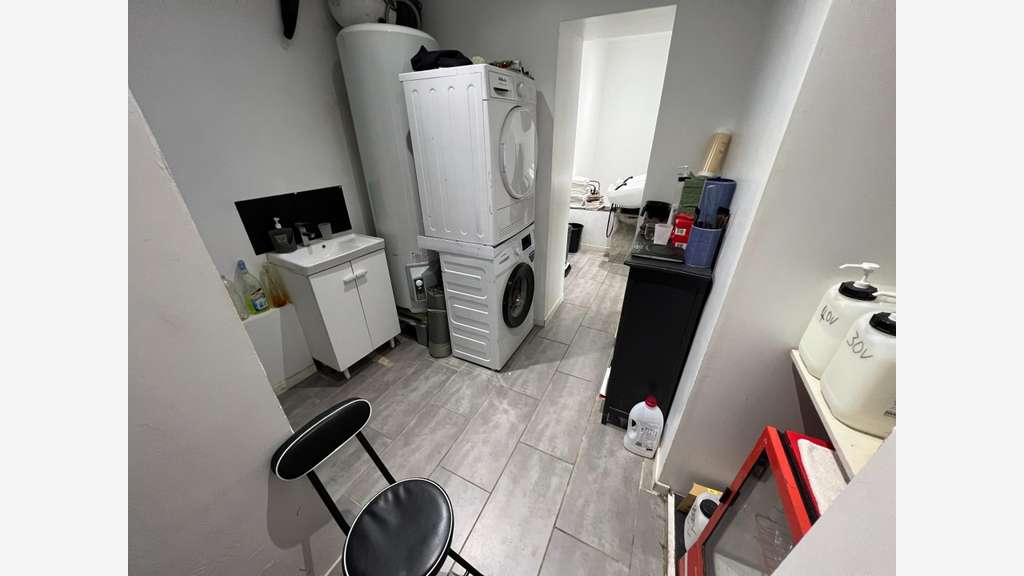 Vente salon clé en main fort potentiel à Pertuis