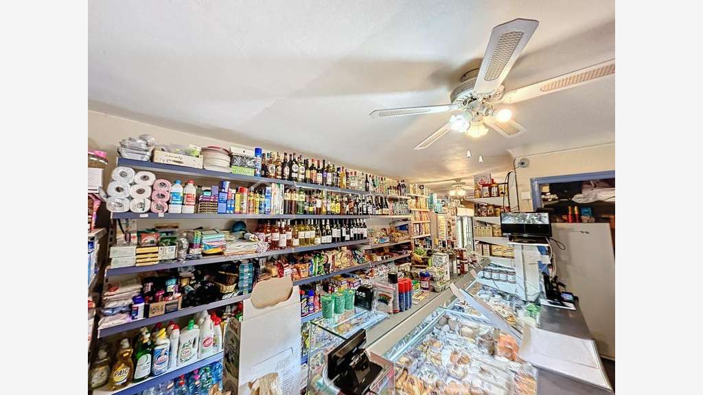 Vente épicerie fromagerie à Pezilla La Riviere